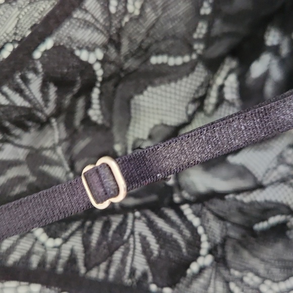 Free People, Women's Intimately, Sz Sm, BLack Lace,Elastized, w Adjustable Strap - Picture 5 of 11